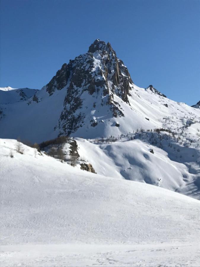 Rifugio Lou Lindal 호텔 카노시오 외부 사진
